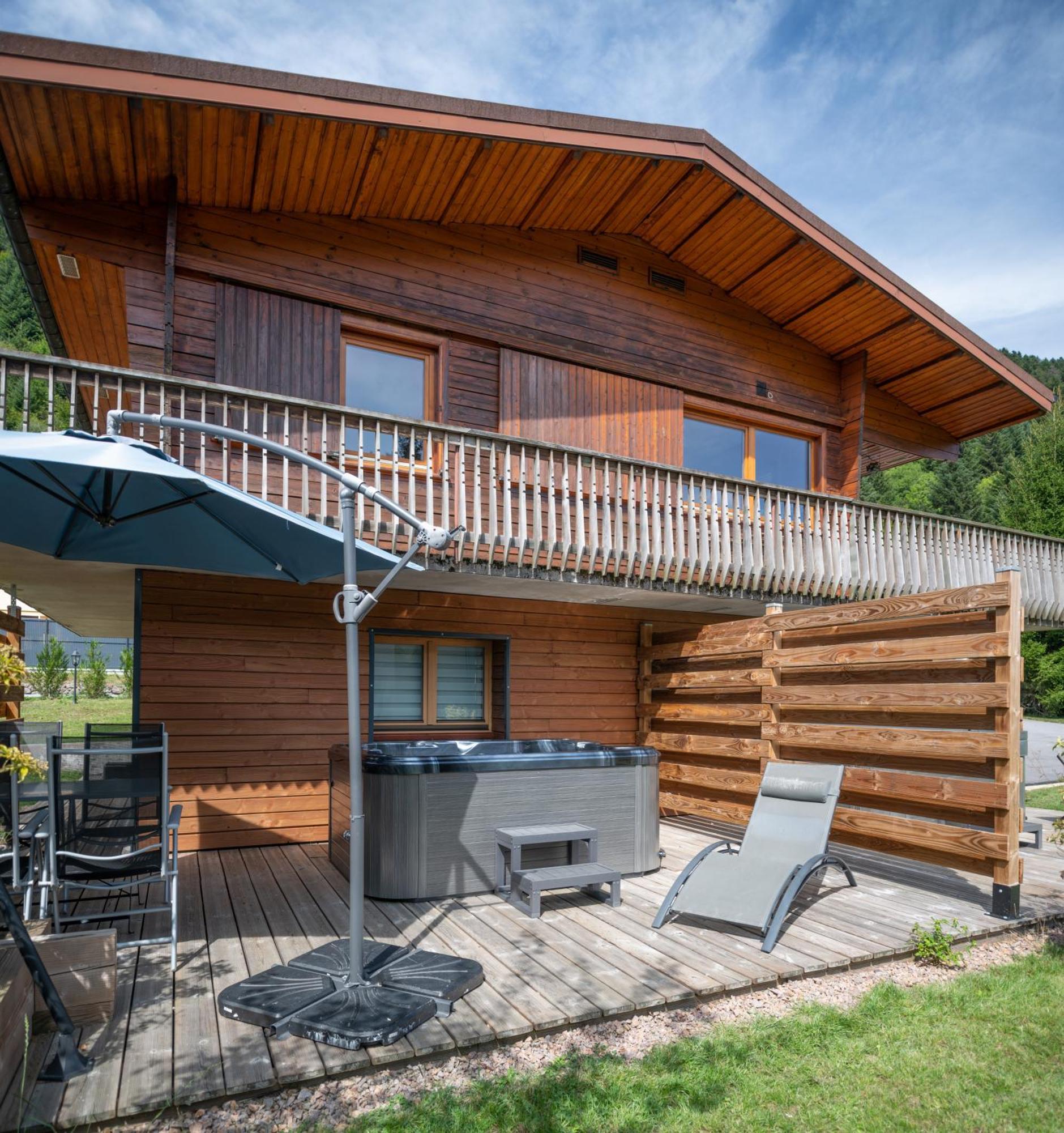 Chalets Du Bouchot & Jacuzzi Privatif Proximite Gerardmer & La Bresse Rochesson Экстерьер фото