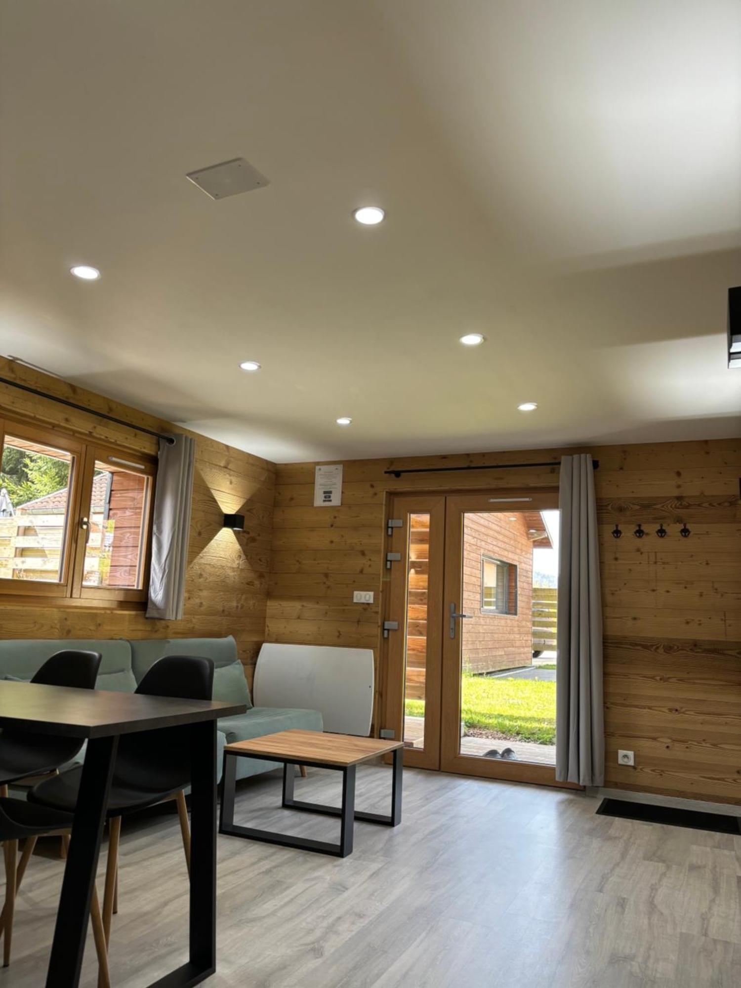 Chalets Du Bouchot & Jacuzzi Privatif Proximite Gerardmer & La Bresse Rochesson Экстерьер фото